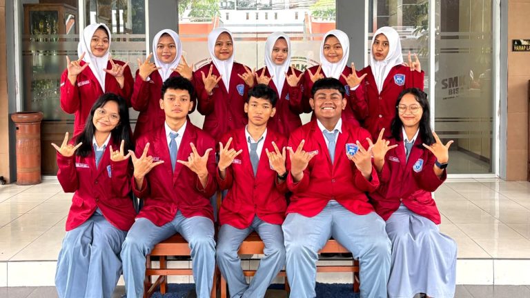 WhatsApp Image 2025-10-01 at 13.00.08